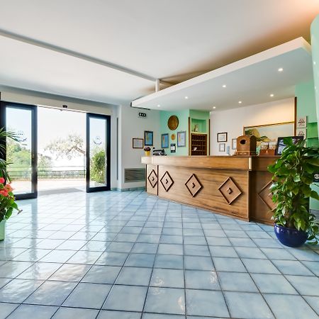 Best Western Hotel La Solara Sorrento Exterior foto